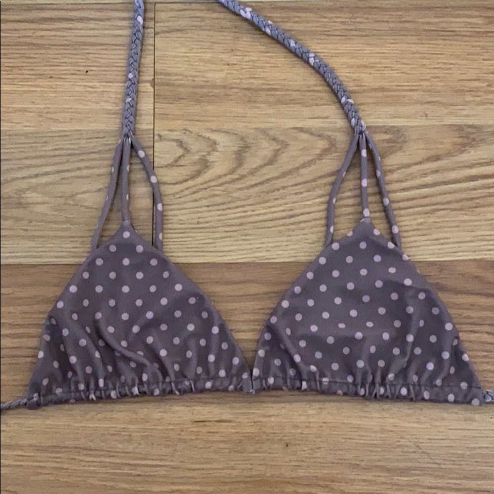 ❌SOLD❌ Acacia Vento Top